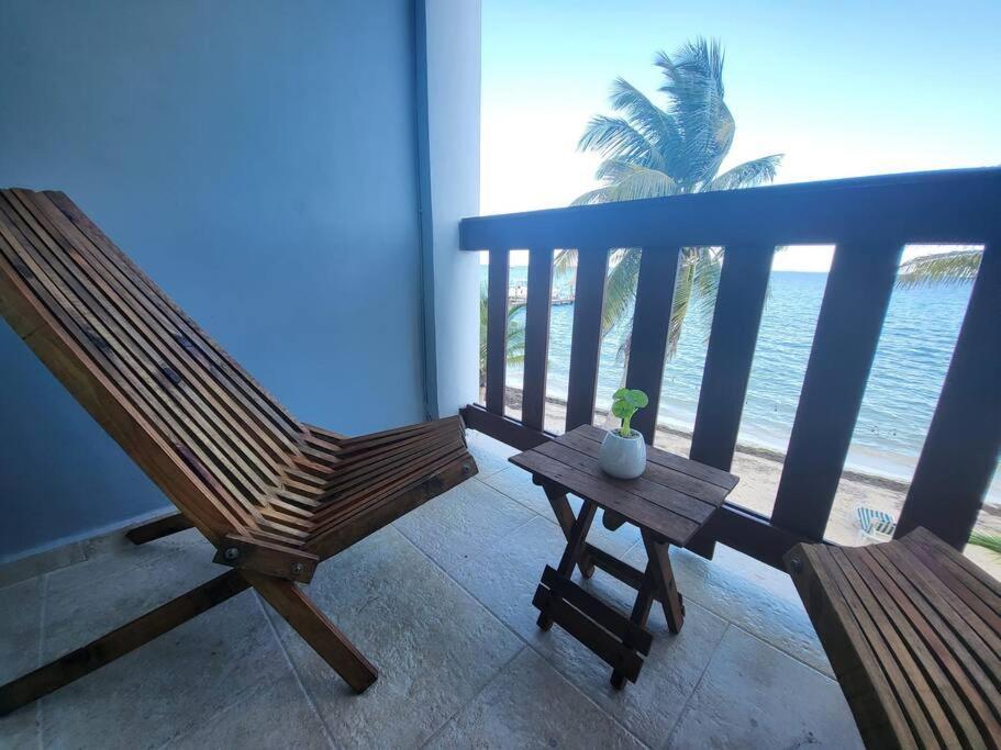 2 Rooms Apartment With Private Beach In Puerto Juarez Cancun Exterior photo